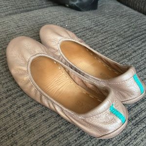Tieks Rose Gold Size 6 EUC